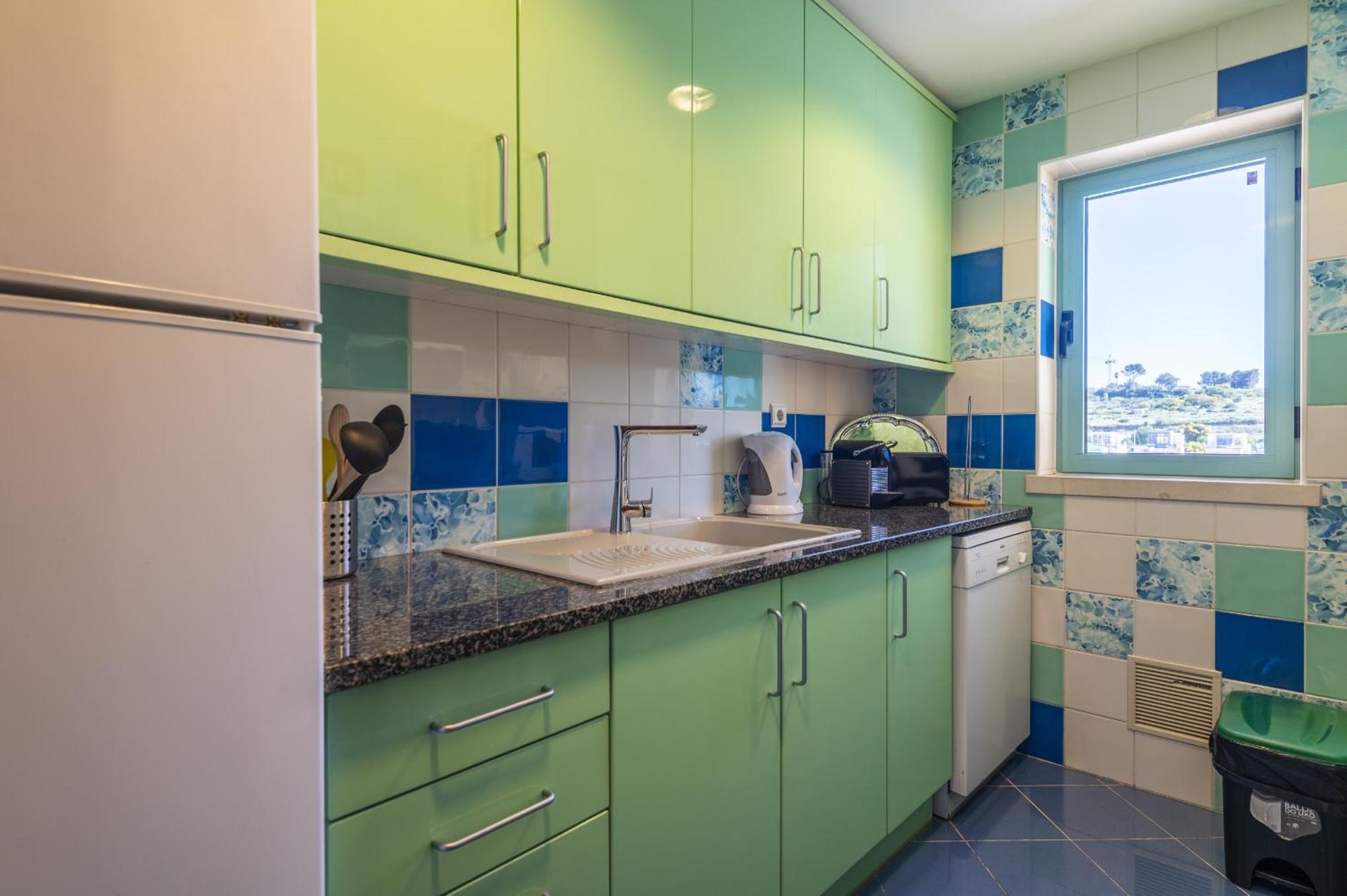 אלבופיירה Marina Breeze Apartment With Pool - 900M From The Beach מראה חיצוני תמונה