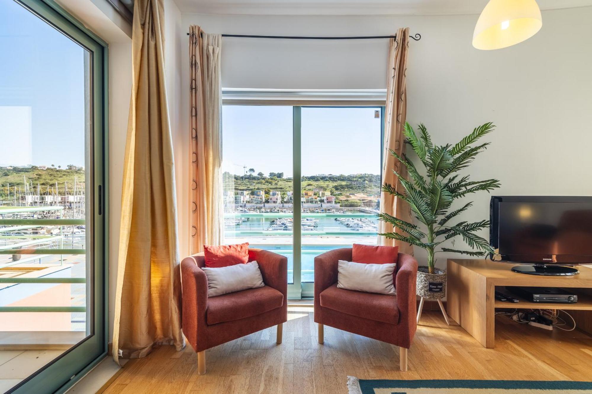 אלבופיירה Marina Breeze Apartment With Pool - 900M From The Beach מראה חיצוני תמונה