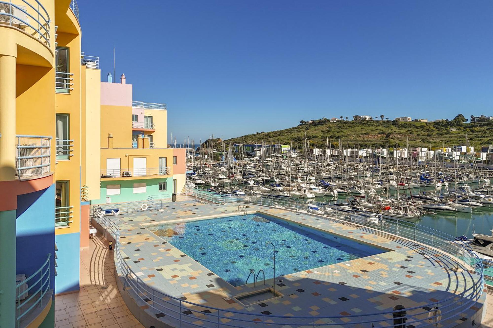 אלבופיירה Marina Breeze Apartment With Pool - 900M From The Beach מראה חיצוני תמונה
